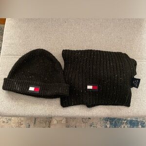 Tommy Hilfiger Black Knit Beanie and Scarf Set